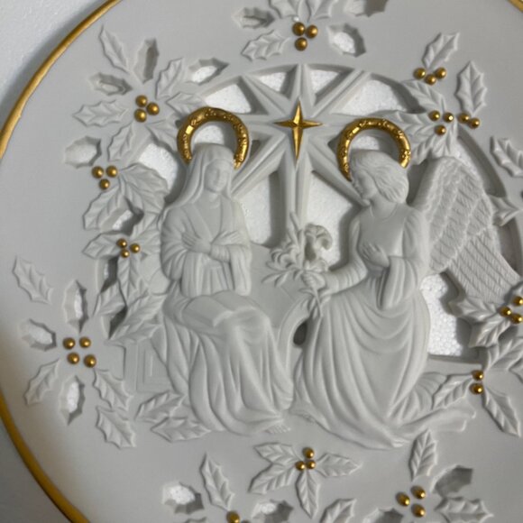 Lenox Collections - The Annunciation - Collector Porcelain Plate with 24k Gold - Picture 2 of 10